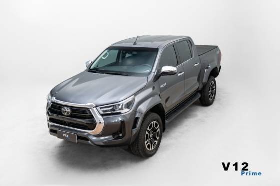 TOYOTA HILUX 2024