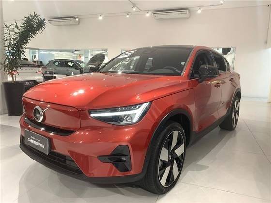 VOLVO C40 2023