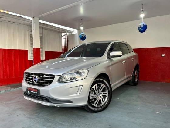VOLVO XC60 2015