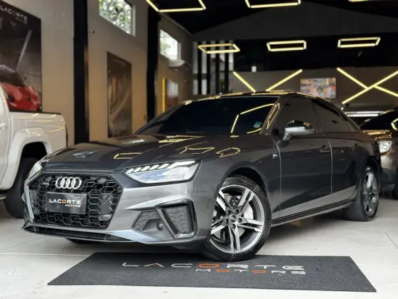 AUDI A4 2021