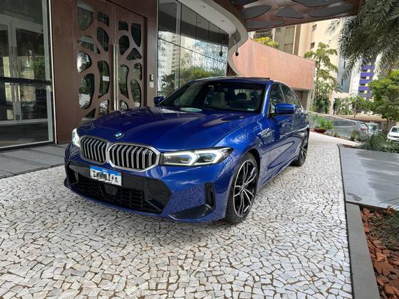BMW 320i 2023