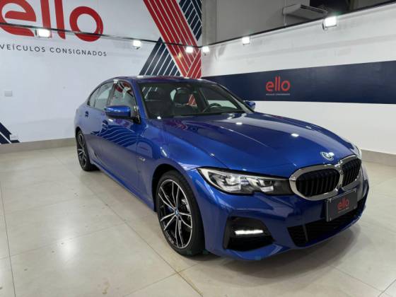 BMW 330e 2022