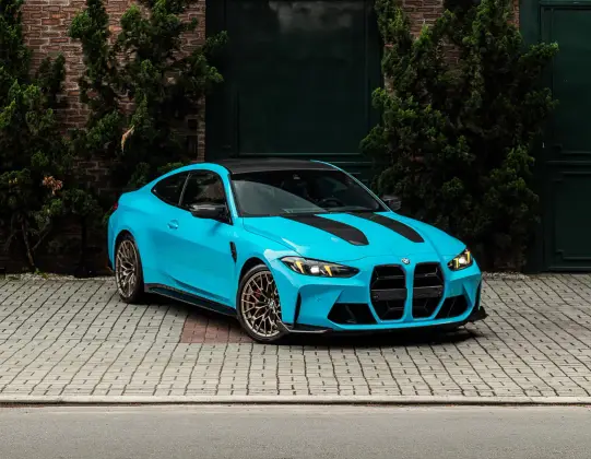 BMW M4 2025
