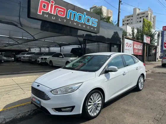 FORD FOCUS 2016