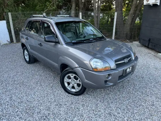 HYUNDAI TUCSON 2011