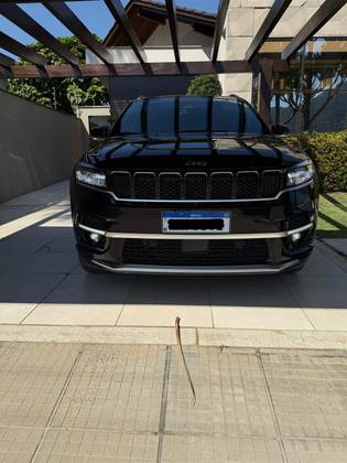 JEEP COMMANDER 2022