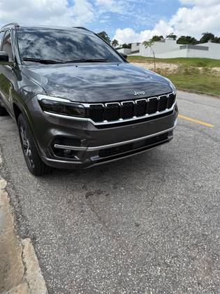 JEEP COMMANDER 2025
