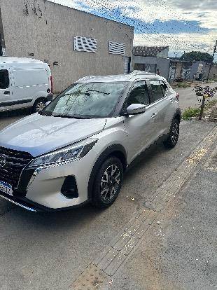NISSAN KICKS 2024