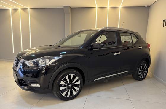 NISSAN KICKS 2018