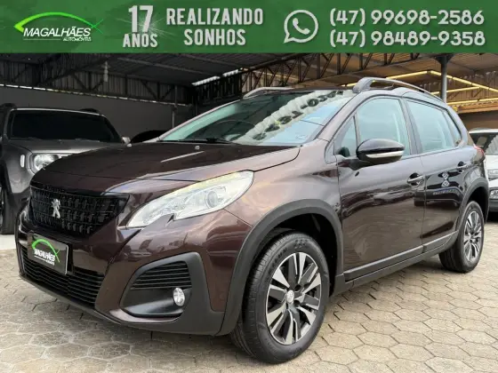 PEUGEOT 2008 2020