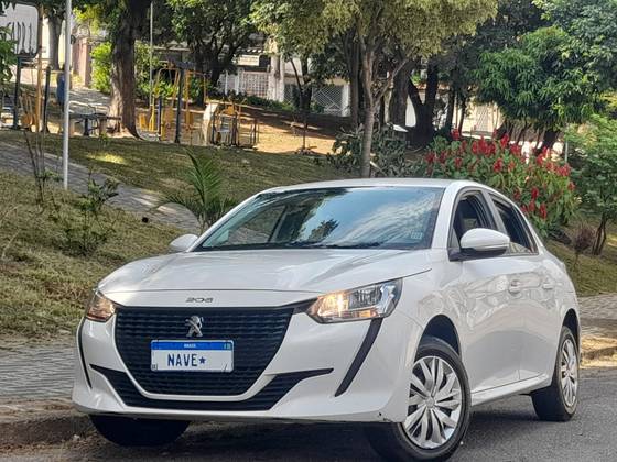 PEUGEOT 208 2022