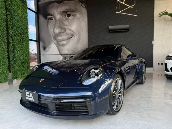 PORSCHE 911 2021
