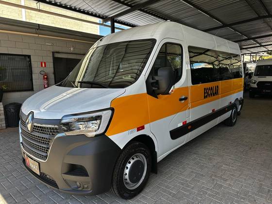 RENAULT MASTER 2025