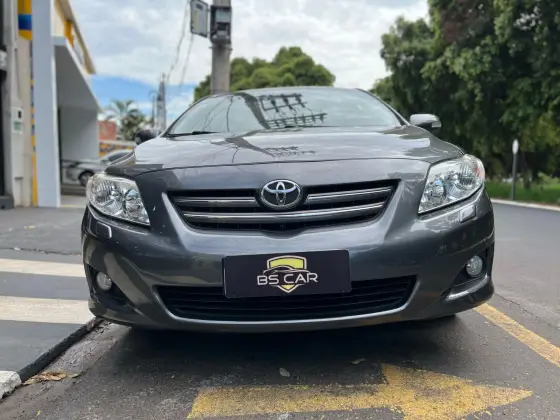 TOYOTA COROLLA 2010