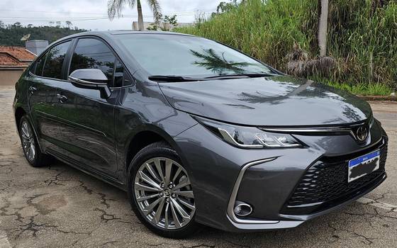 TOYOTA COROLLA 2024
