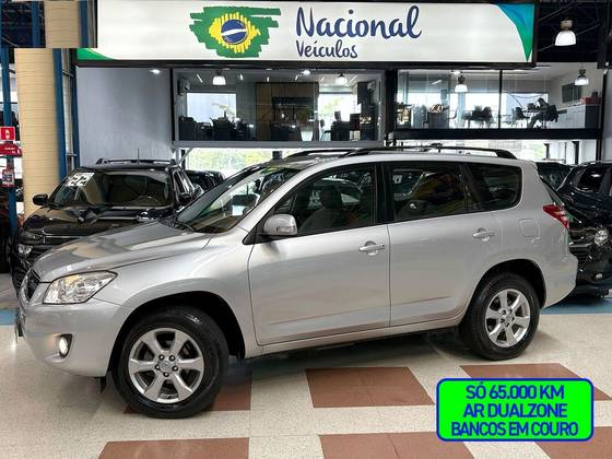 TOYOTA RAV4 2011
