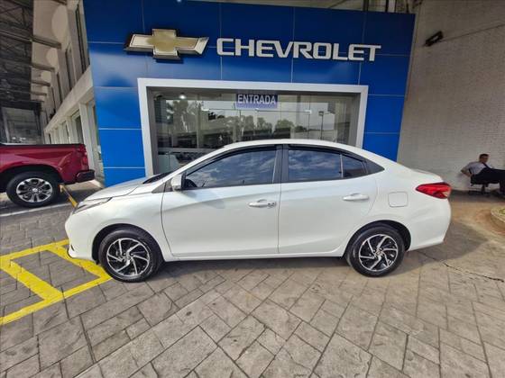 TOYOTA YARIS 2023
