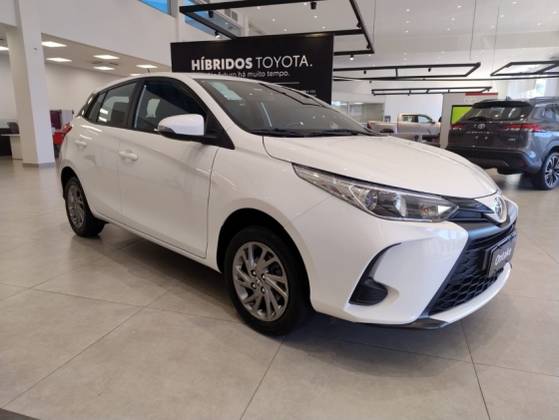 TOYOTA YARIS 2023