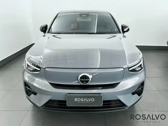 VOLVO C40 2023