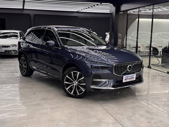 VOLVO XC60 2023