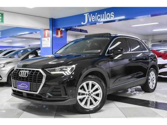 AUDI Q3 2021
