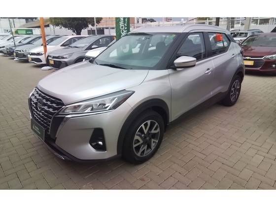 NISSAN KICKS 2024