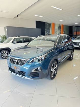 PEUGEOT 5008 2020