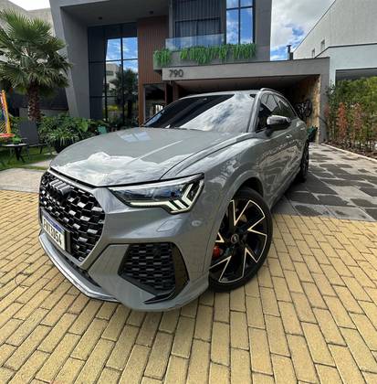 AUDI RS Q3 2021