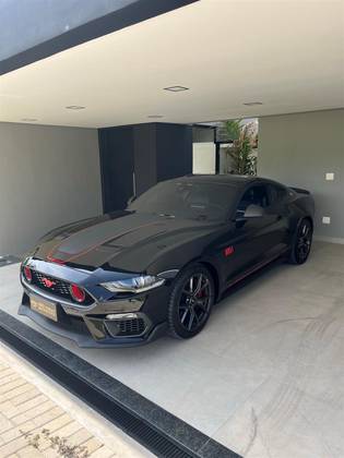 FORD MUSTANG 2021