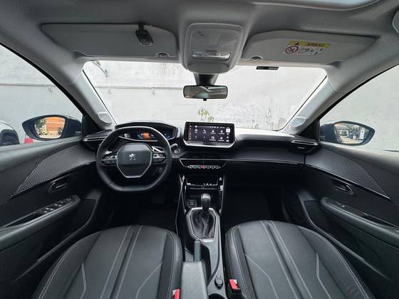 PEUGEOT 208 2024