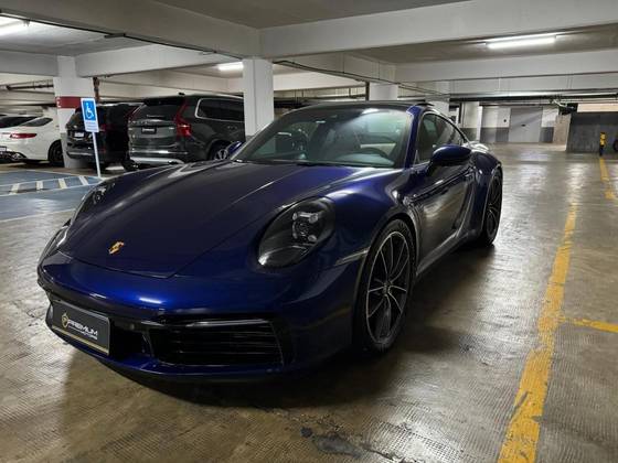 PORSCHE 911 2021