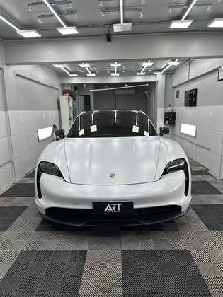 PORSCHE TAYCAN 2021
