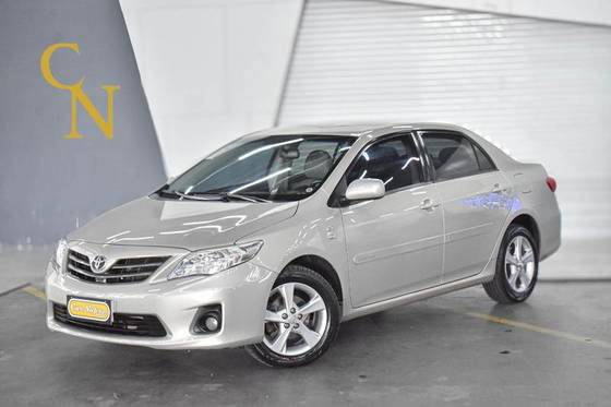 TOYOTA COROLLA 2013