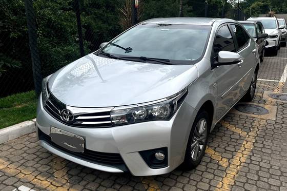 TOYOTA COROLLA 2016