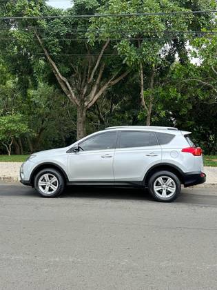 TOYOTA RAV4 2013