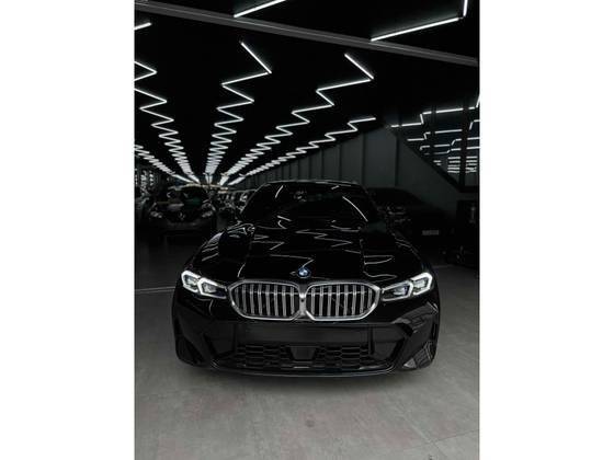 BMW 320i 2025