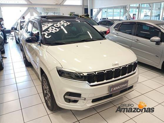 JEEP COMMANDER 2024