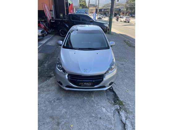 PEUGEOT 208 2018