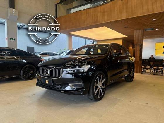 VOLVO XC60 2020
