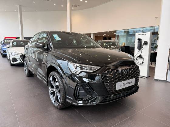 AUDI Q3 2025
