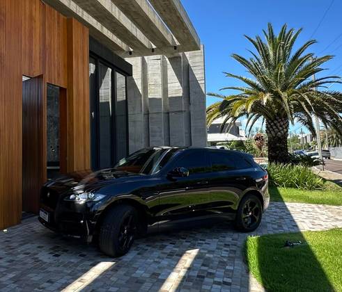 JAGUAR F-PACE 2018