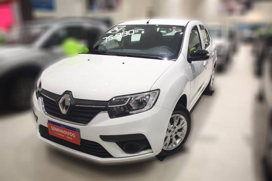 RENAULT LOGAN 2024