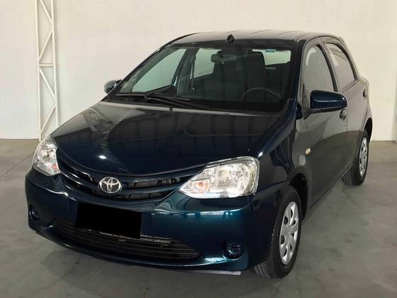 TOYOTA ETIOS 2018