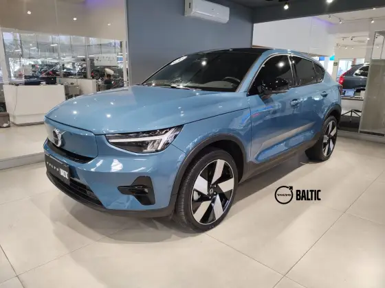 VOLVO C40 2023
