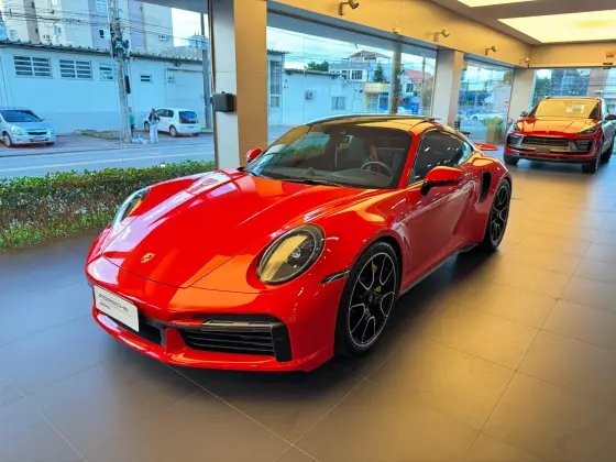 PORSCHE 911 2021