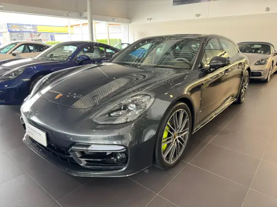 PORSCHE PANAMERA 2023