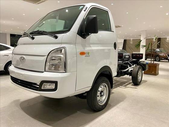 HYUNDAI HR 2025