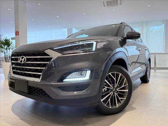 HYUNDAI TUCSON 2025
