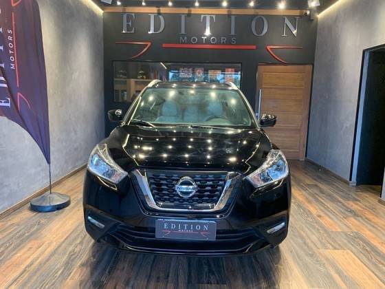 NISSAN KICKS 2017