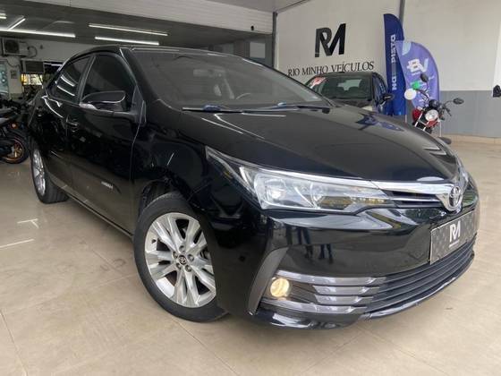 TOYOTA COROLLA 2018